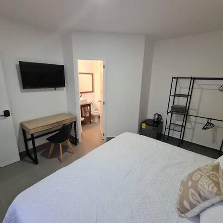 Urban Justo Sierra Aparthotel Guadalajara Eksteriør bilde