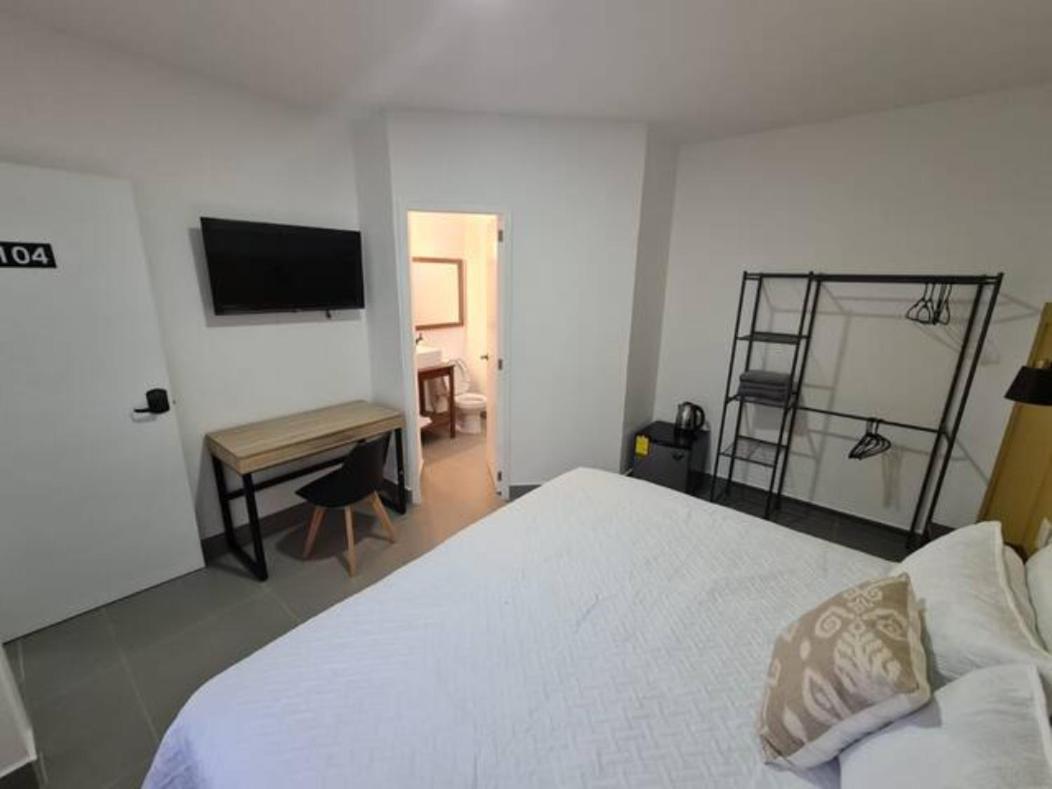 Urban Justo Sierra Aparthotel Guadalajara Eksteriør bilde